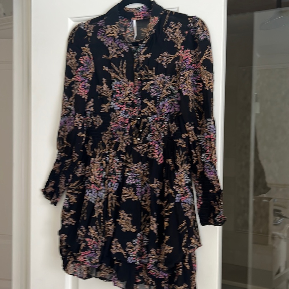 Free people dress. Soft flowy. excellent condition